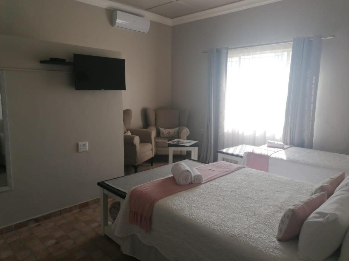 Biekiesvlei Hotell Lichtenburg Exteriör bild
